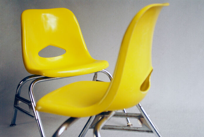 Krueger metal Chair