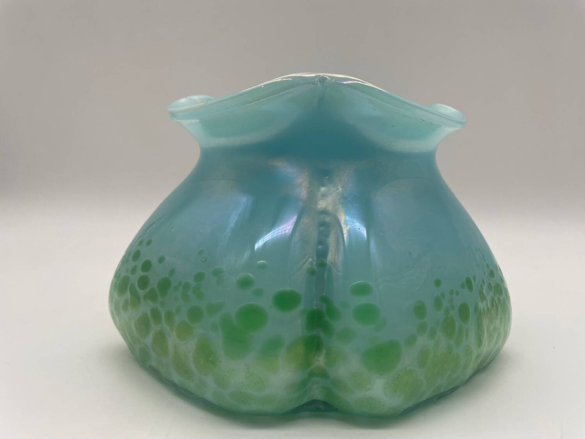 Butterfly vase in iridescent glass, Loetz, Kralik, Art Nouveau