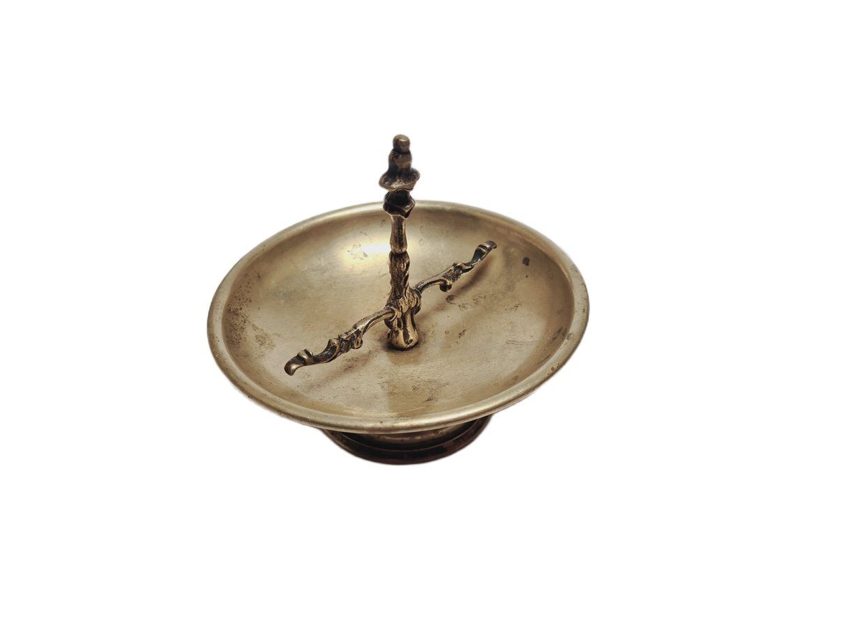 Former Austro-Hungarian Empire Biedermeier figurative cigar ashtray, 1900s