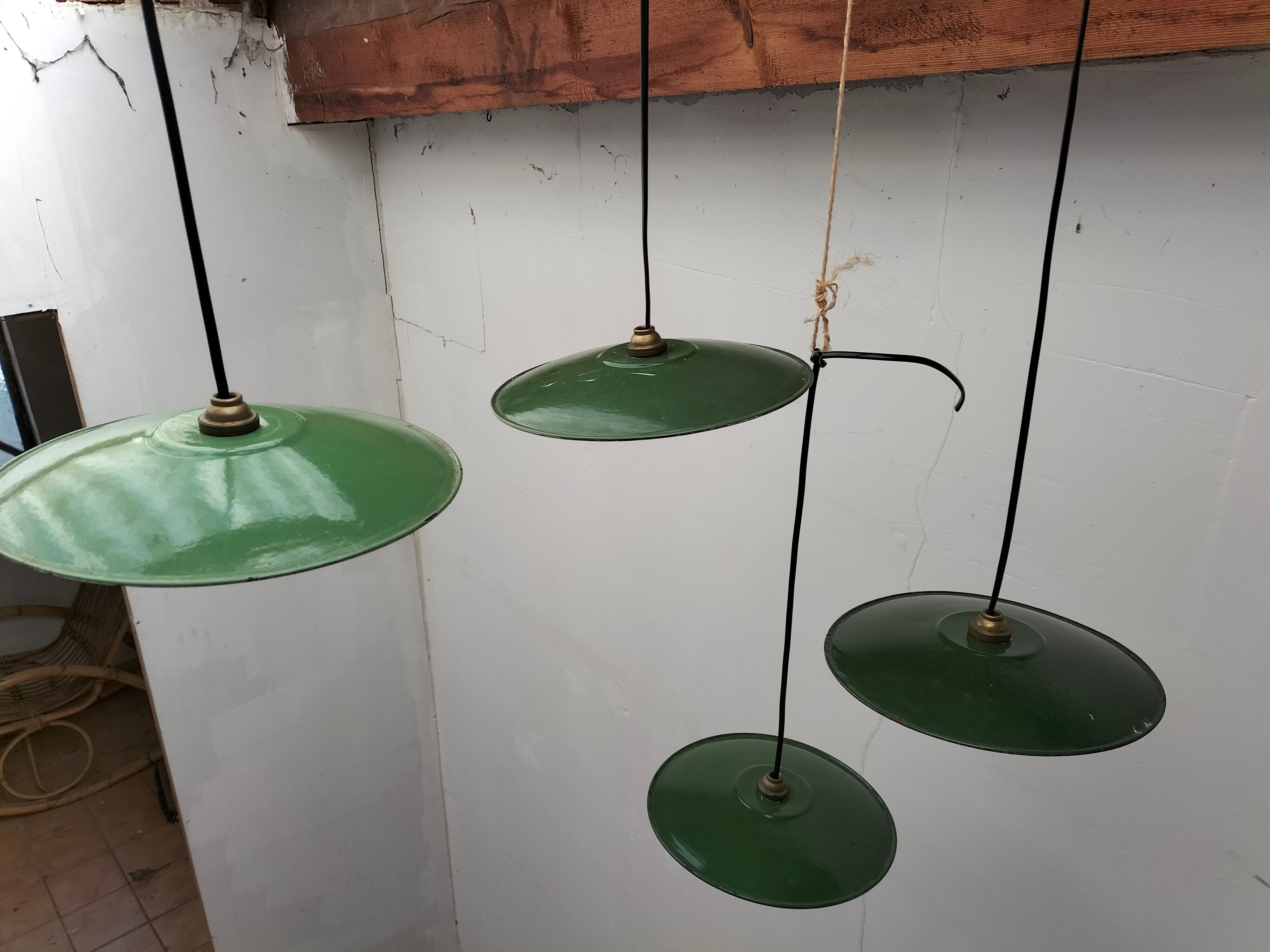 Set of 4 old pendant lamps