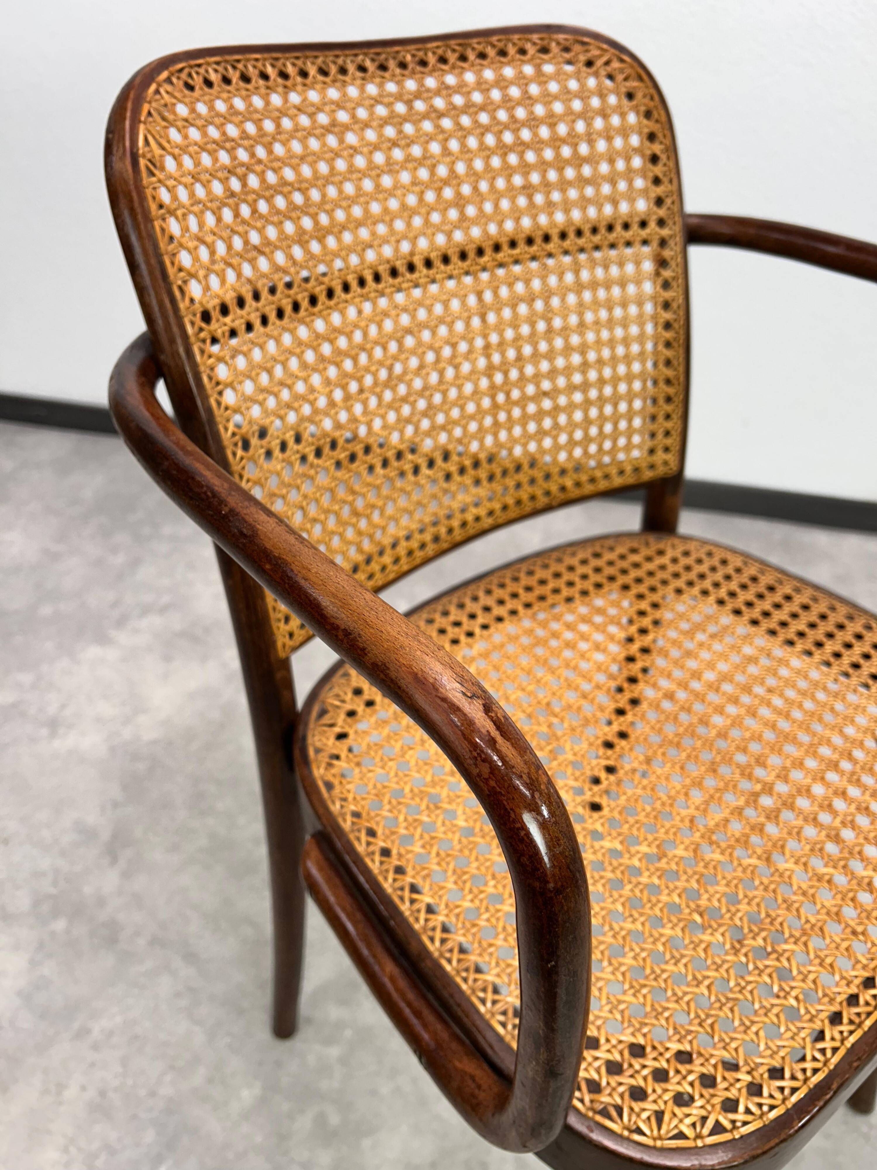 Fauteuil art déco n°811 "Chaise de Prague" par Josef Hoffmann