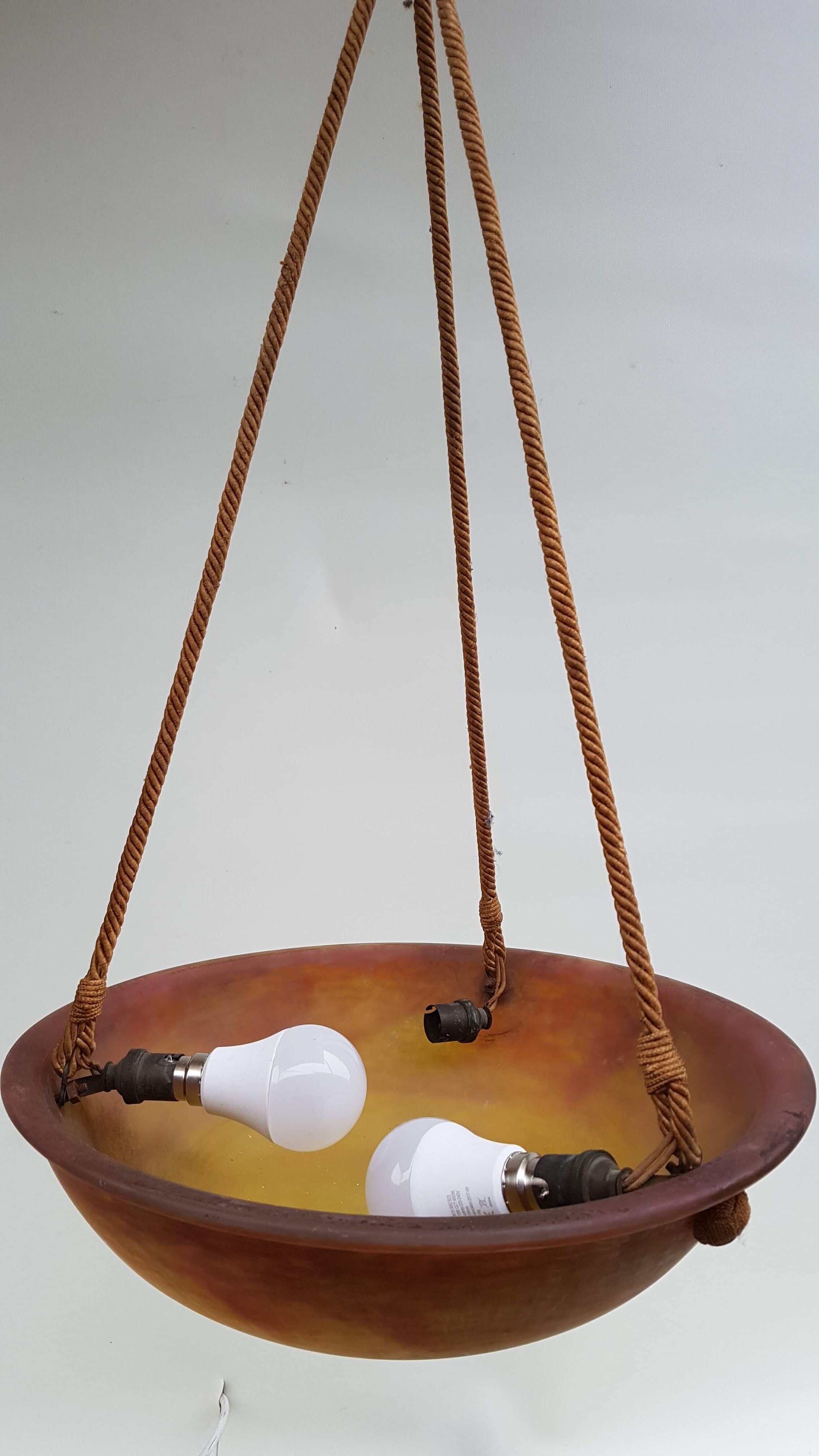 Daum Nancy suspension in marmorean glass, 1920s