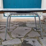 Formica table and 6 chairs