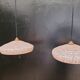 2 suspensions opalines rose moucheté