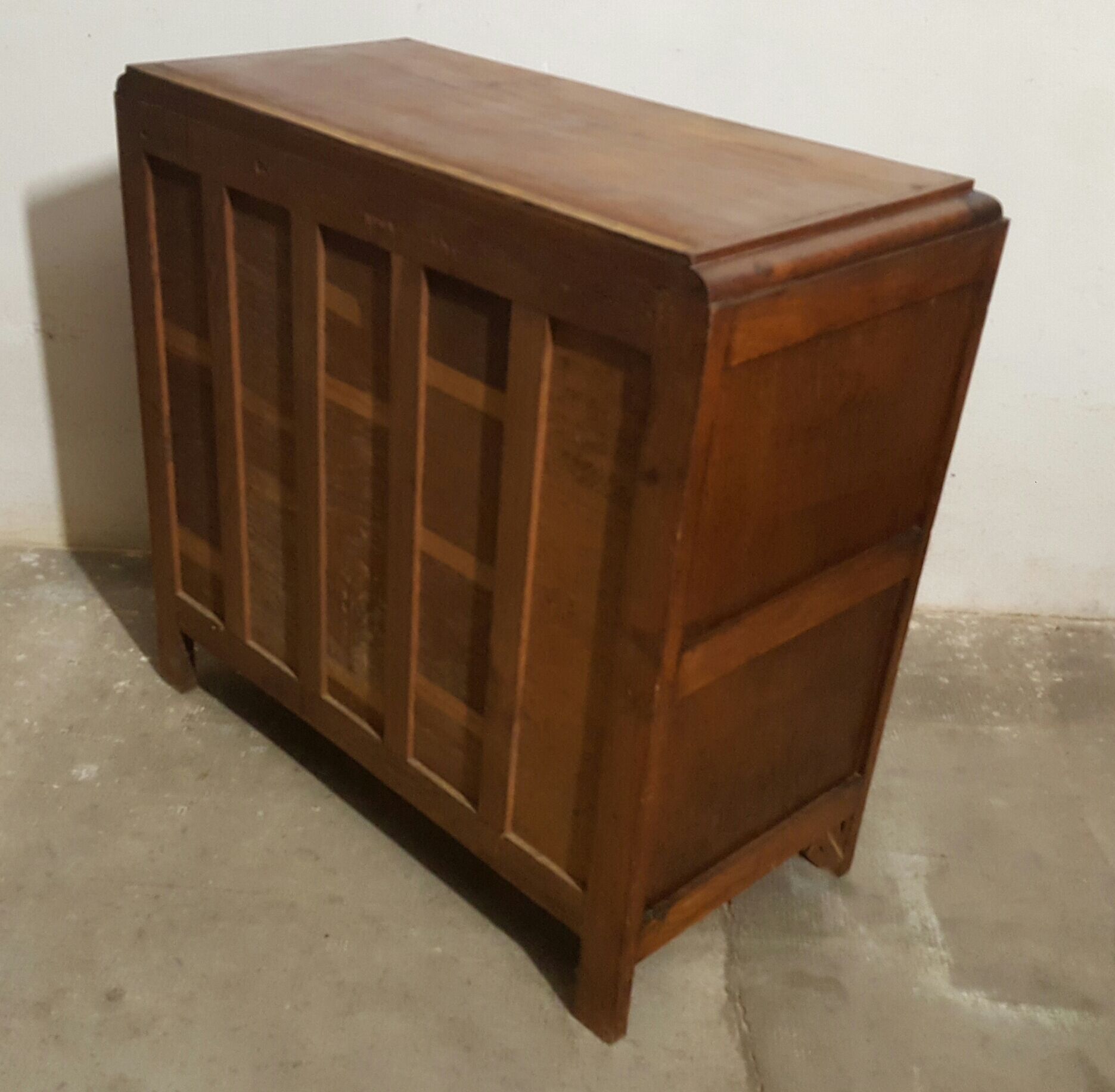 Art Deco dresser