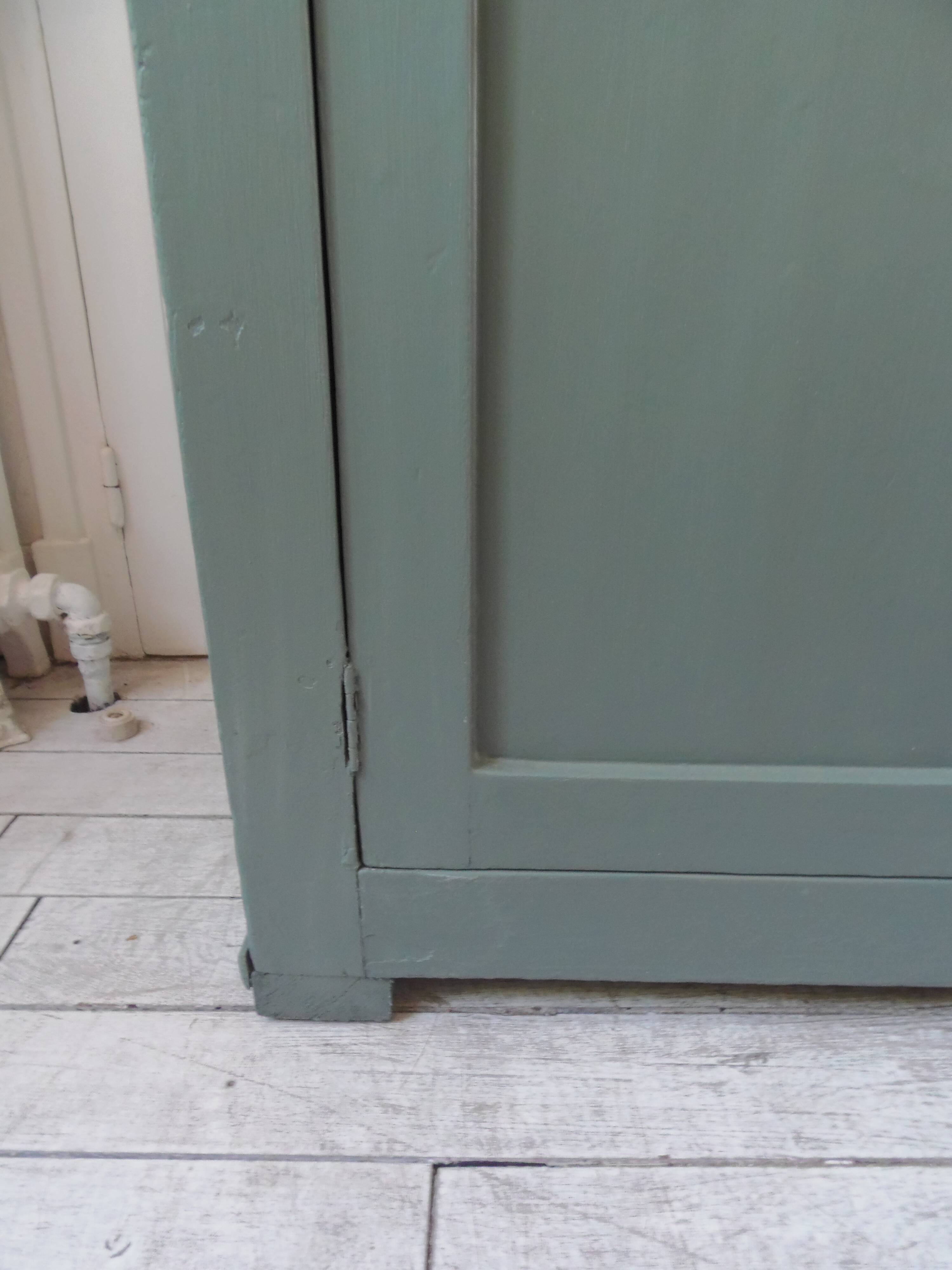 Vintage Parisian sideboard with 2 doors and 2 drawers, re-enchanted in smoky green.