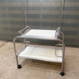 Serving table