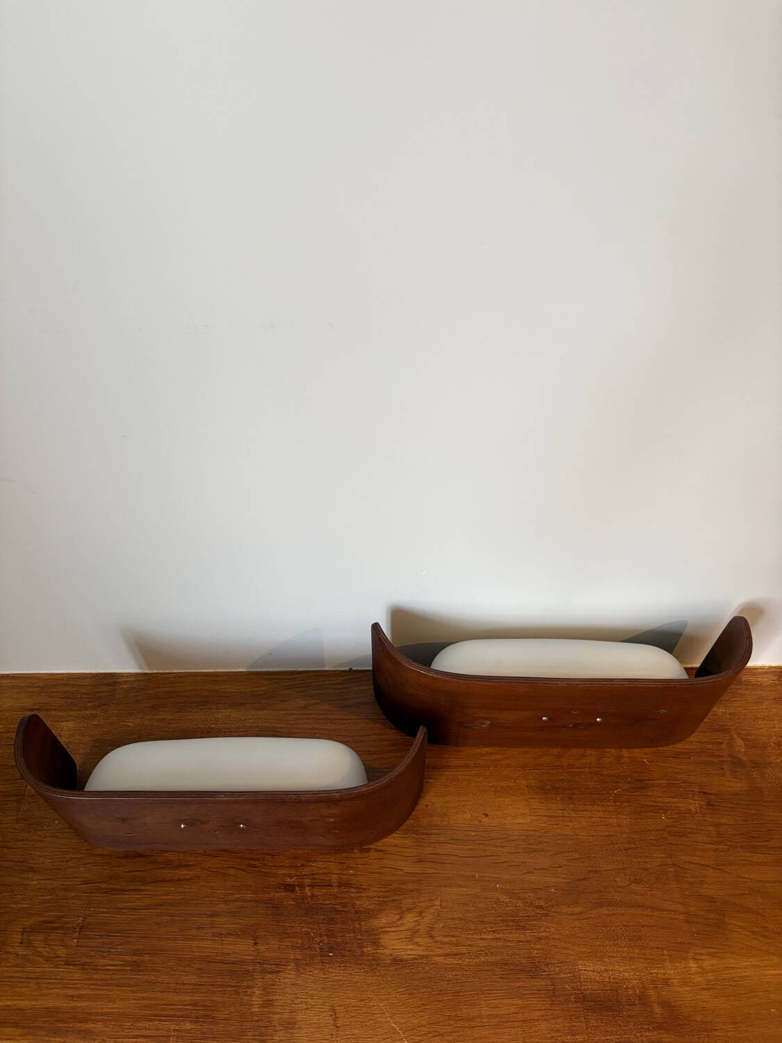 Surf wall lights by Goffredo Reggiani
