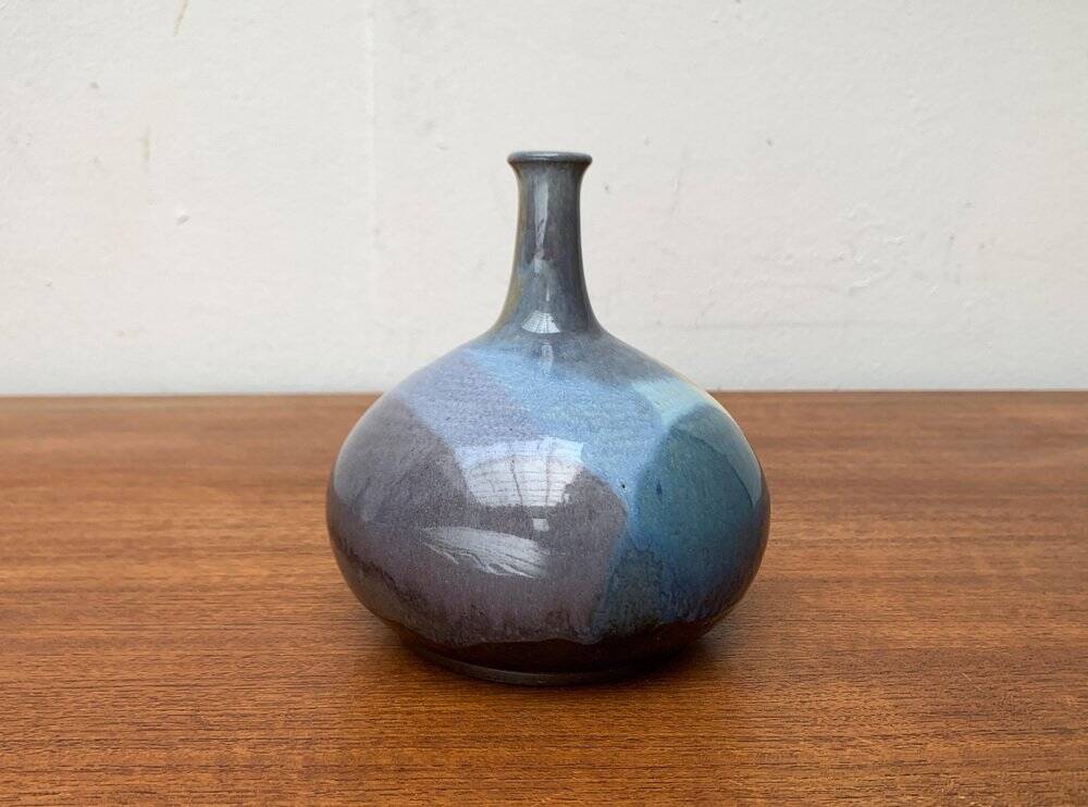Mid-century German studio pottery vase by Janne Reckert-Cordua, 1960s.