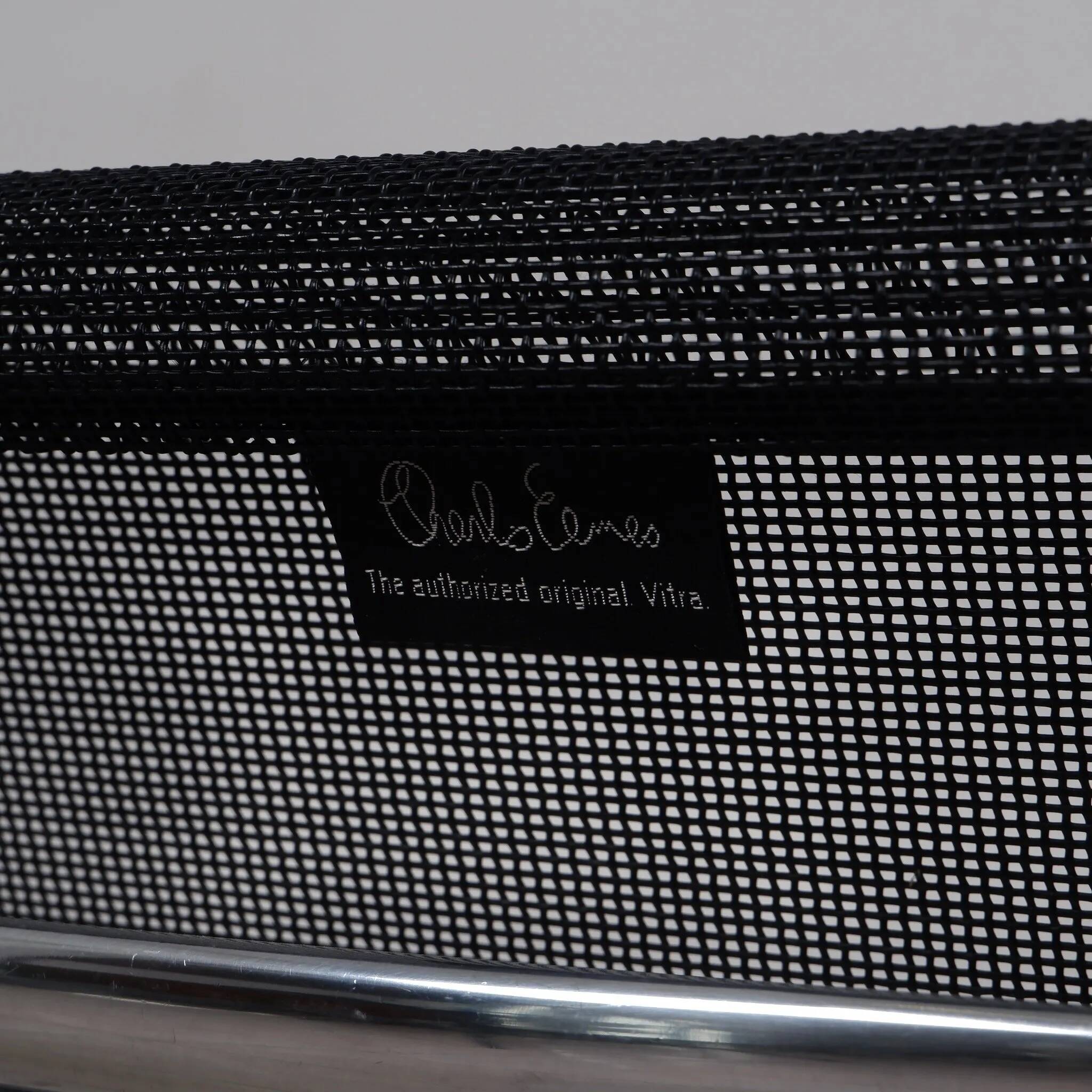 Eames Office Chairs EA 108 mit Rollen