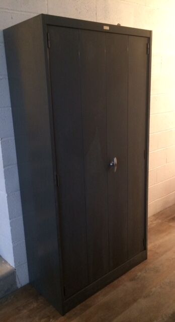Industrial wardrobe Roneo Cabinet
