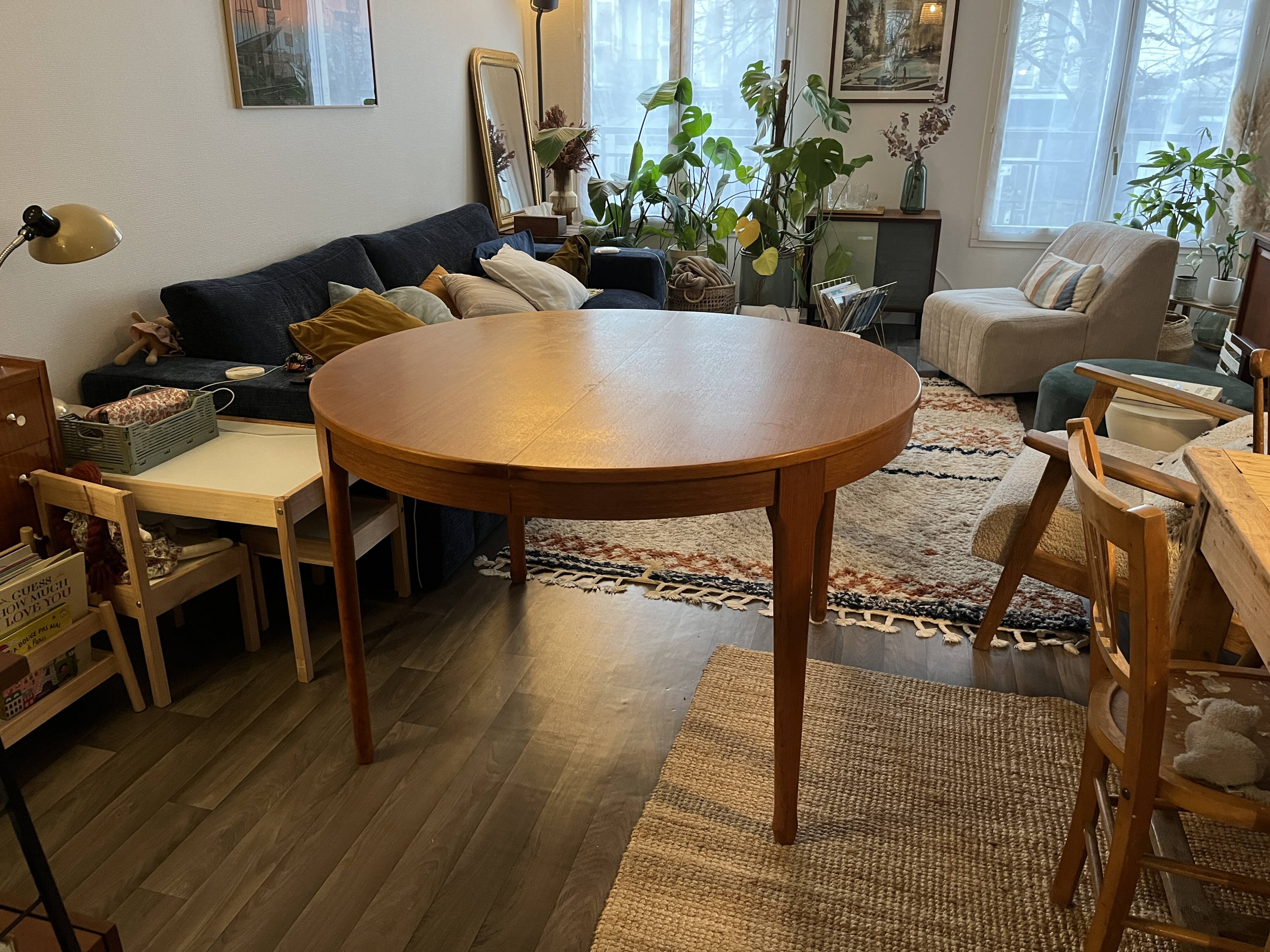 Table vintage style scandinave