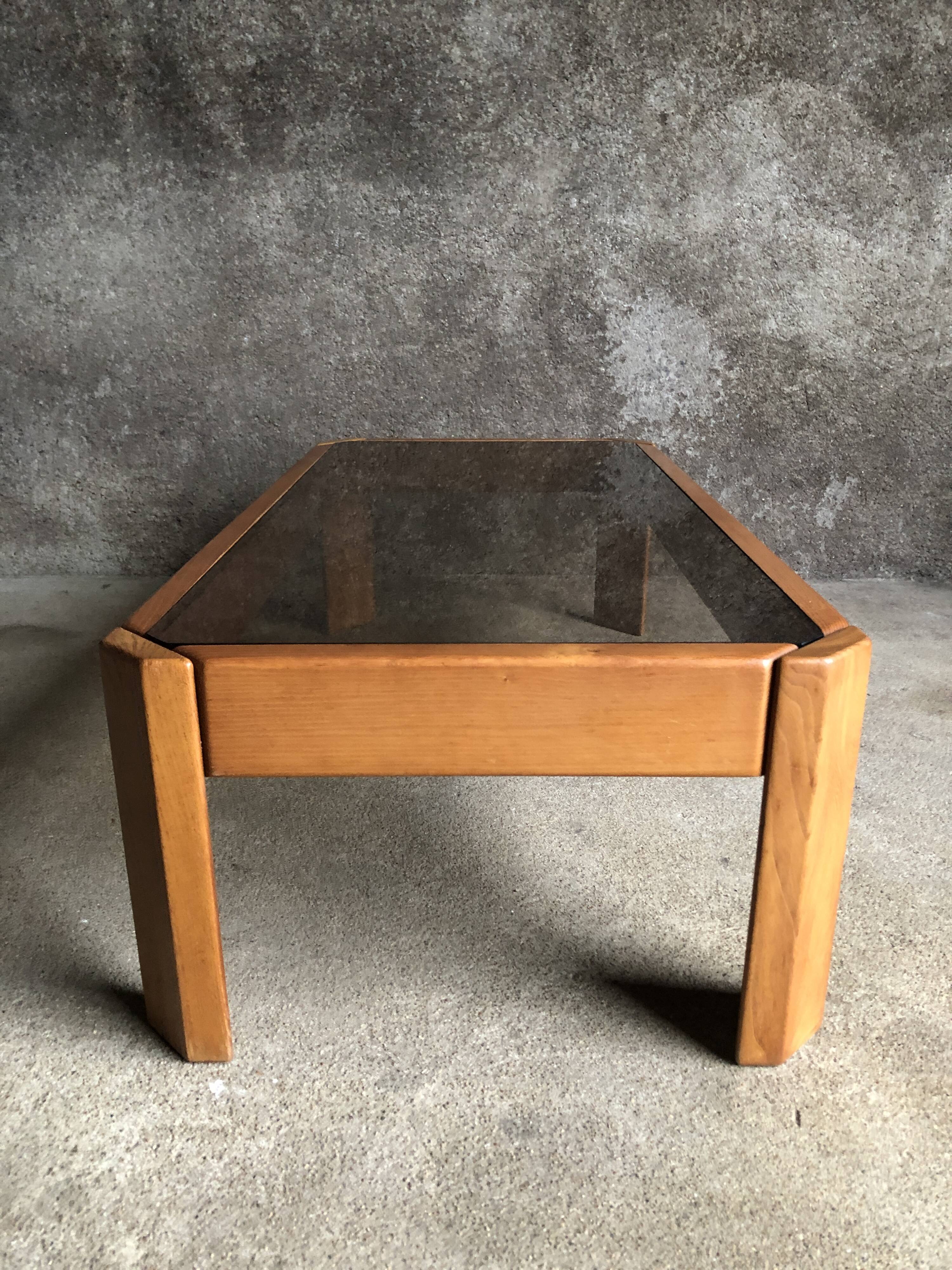 Coffee table in light wood and smoked glass, 1980s
