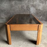 Table basse en bois claire et verre fumé, années 80