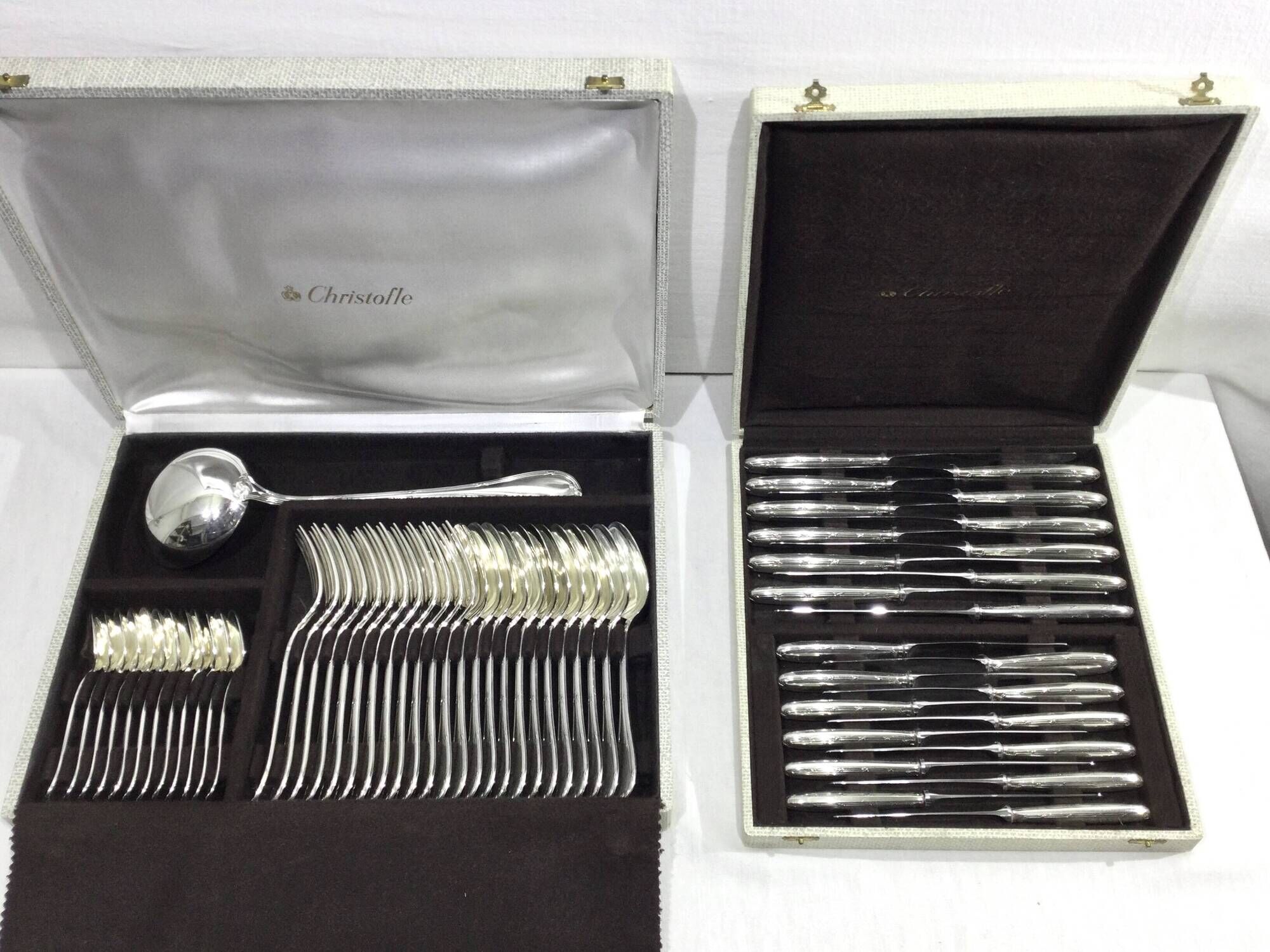 Christofle - Ménagère 61 pièces Rubans Croisés Métal Argenté