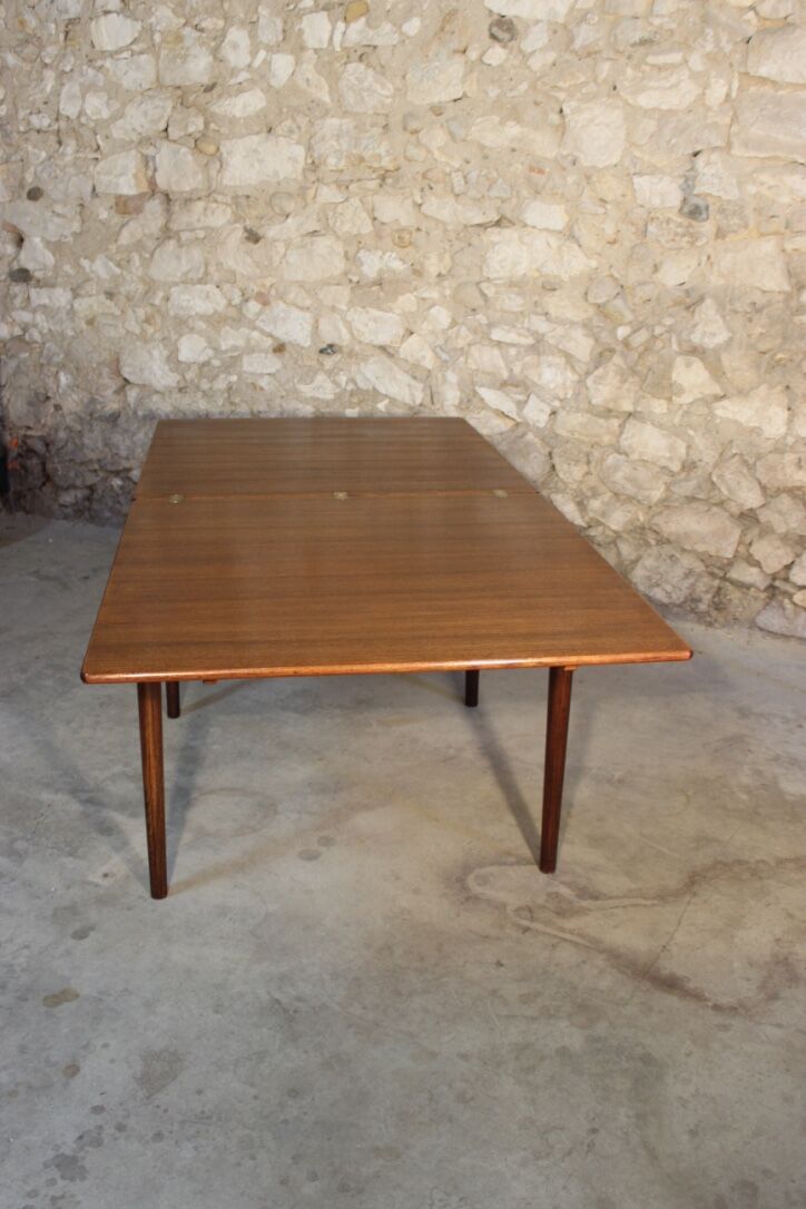Extendable dining table "flip-top"/"wallet" Scandinavian vintage teak by Nils Jonsson for TROEDS