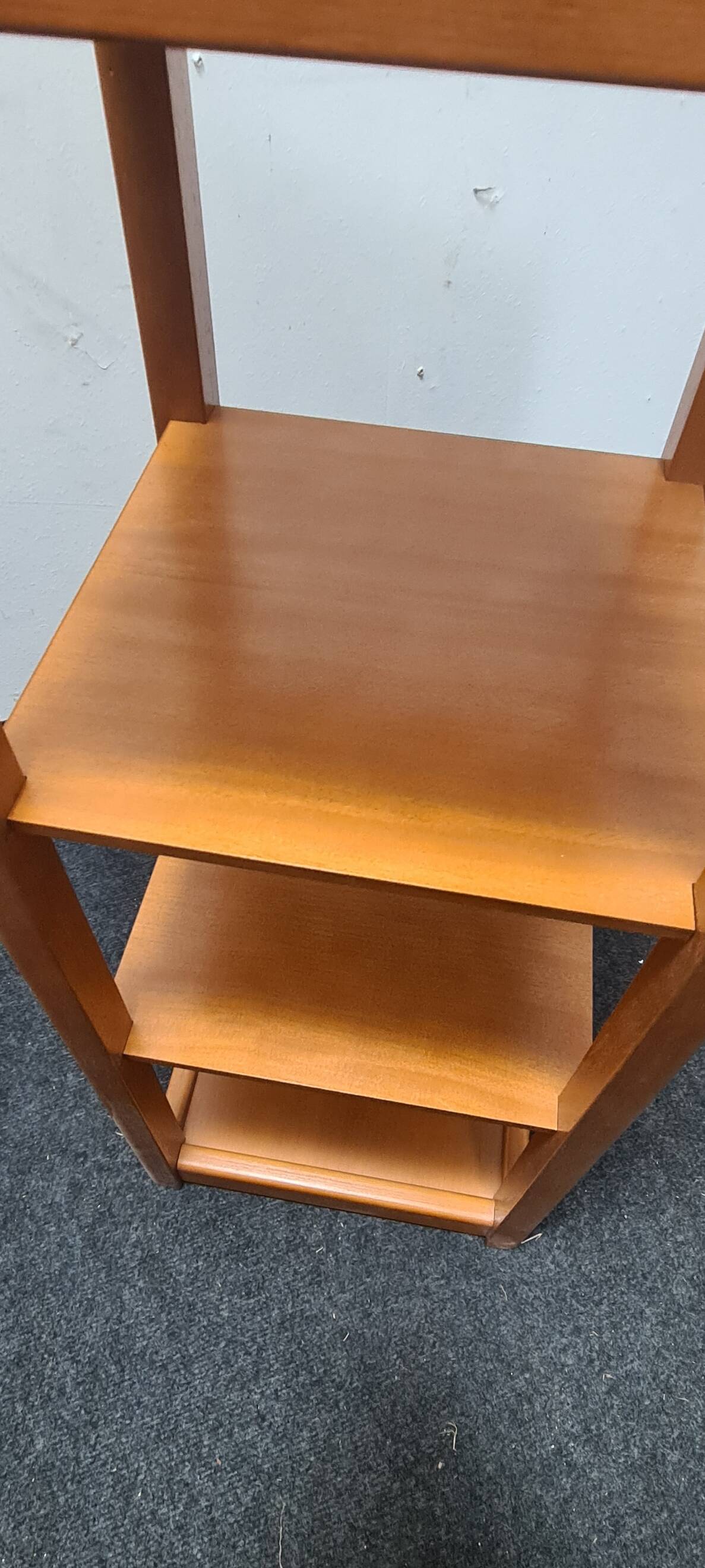 One vintage column shelf or bookstand