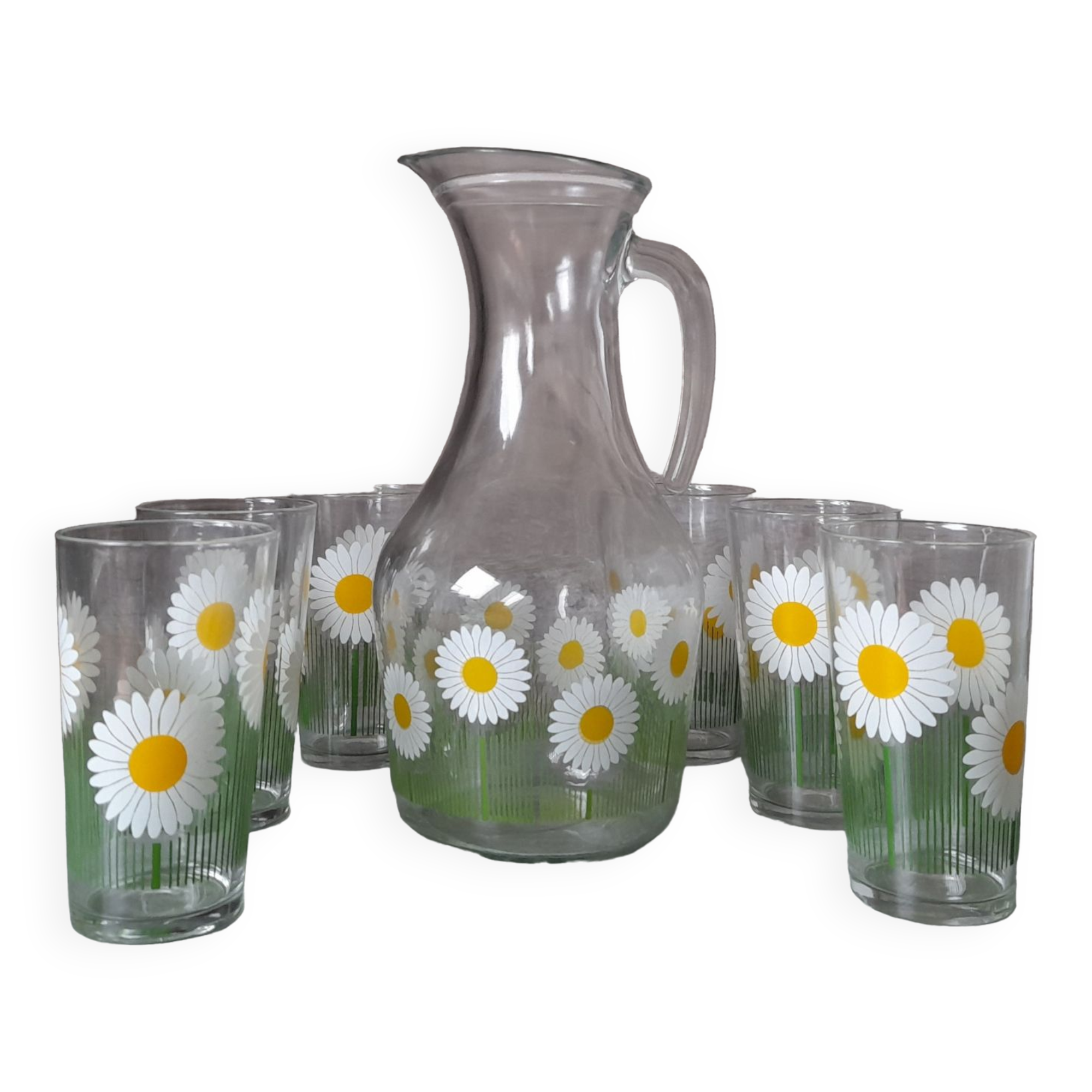 Service at orangeade daisies