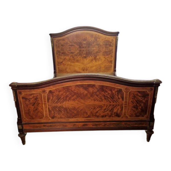 Lit en bois de placage marqueté style Louis XVI, François Linke (1855-1943)