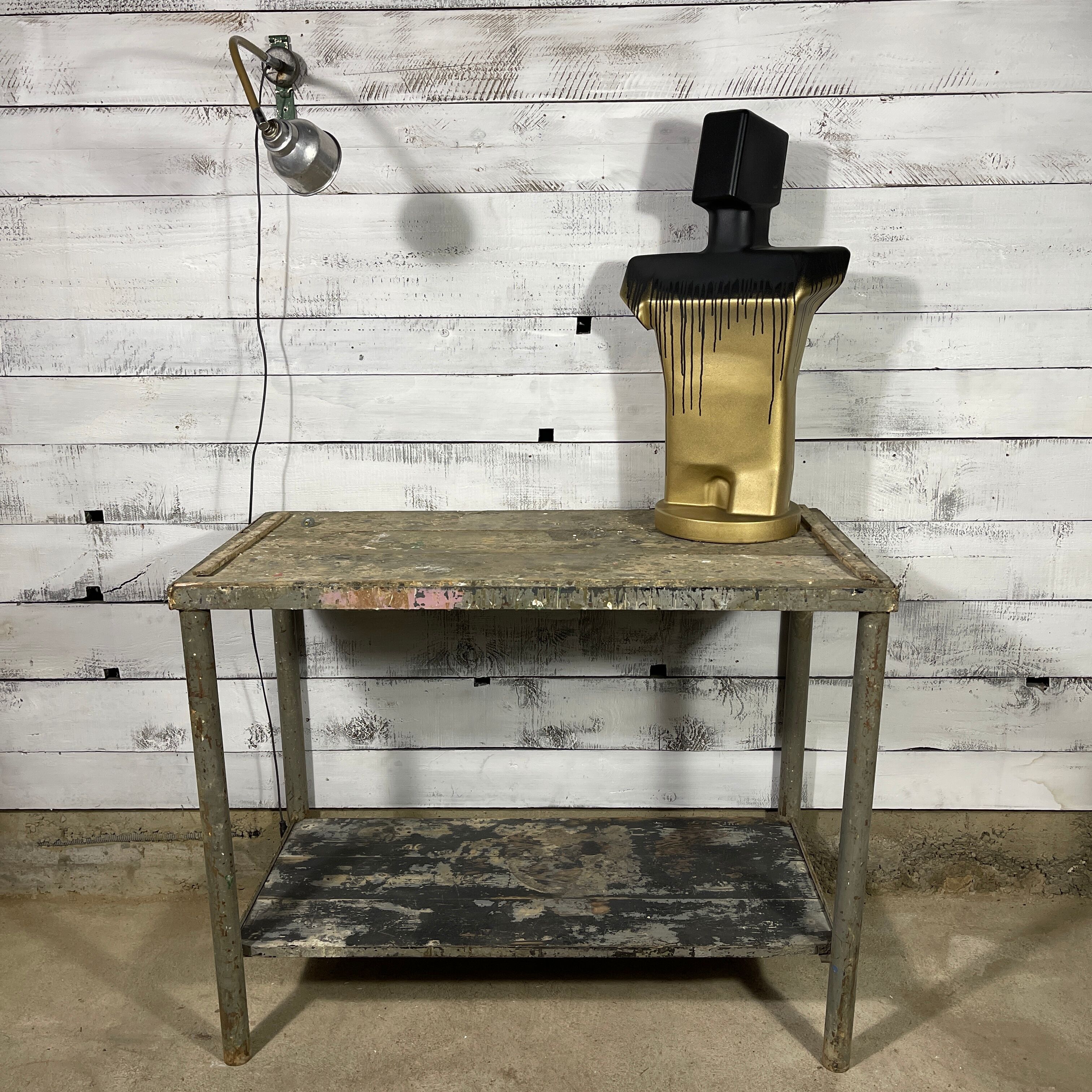 Painter's establishment