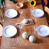 Farm table