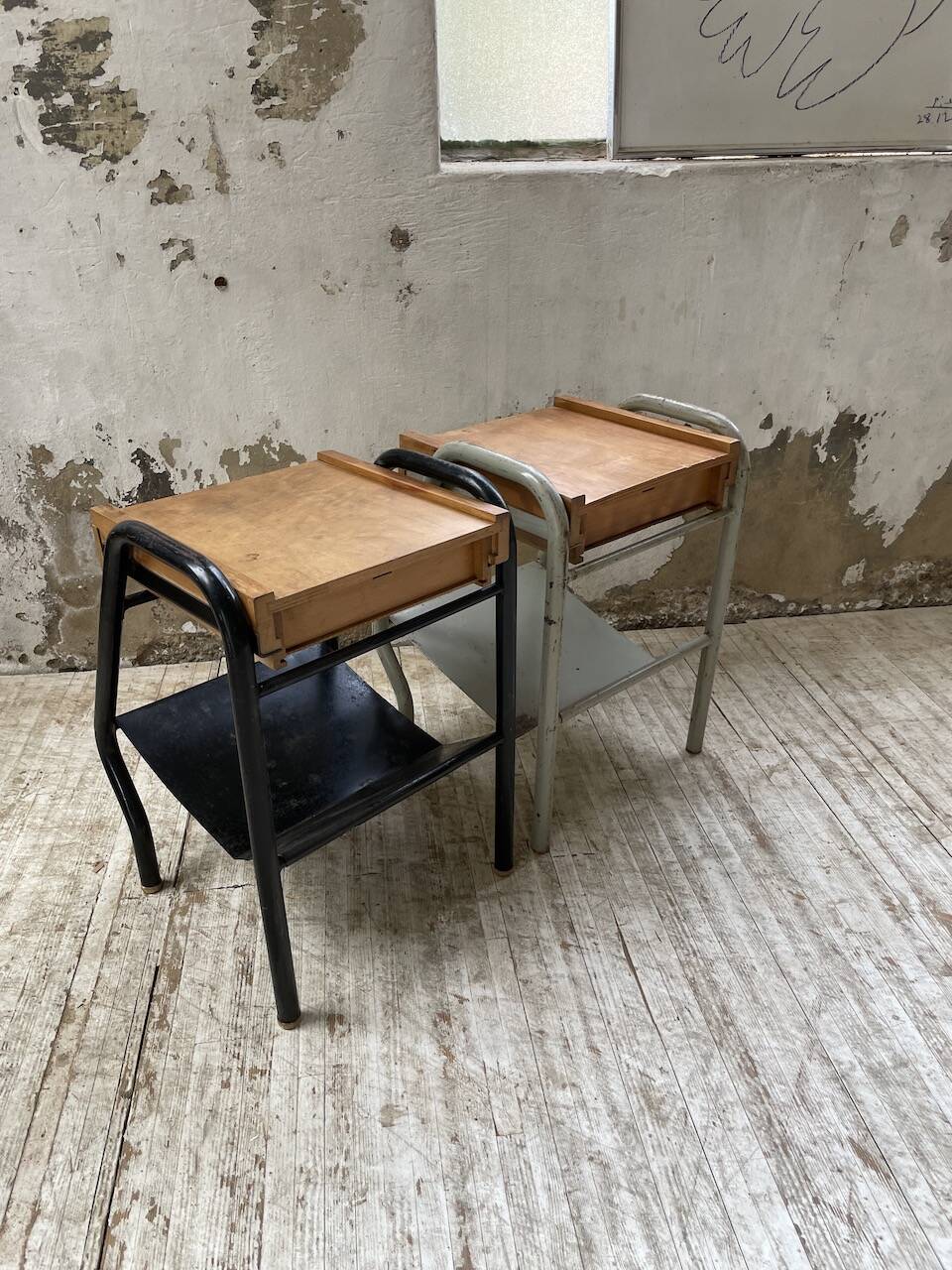 Paire de chevets Tubauto années 60