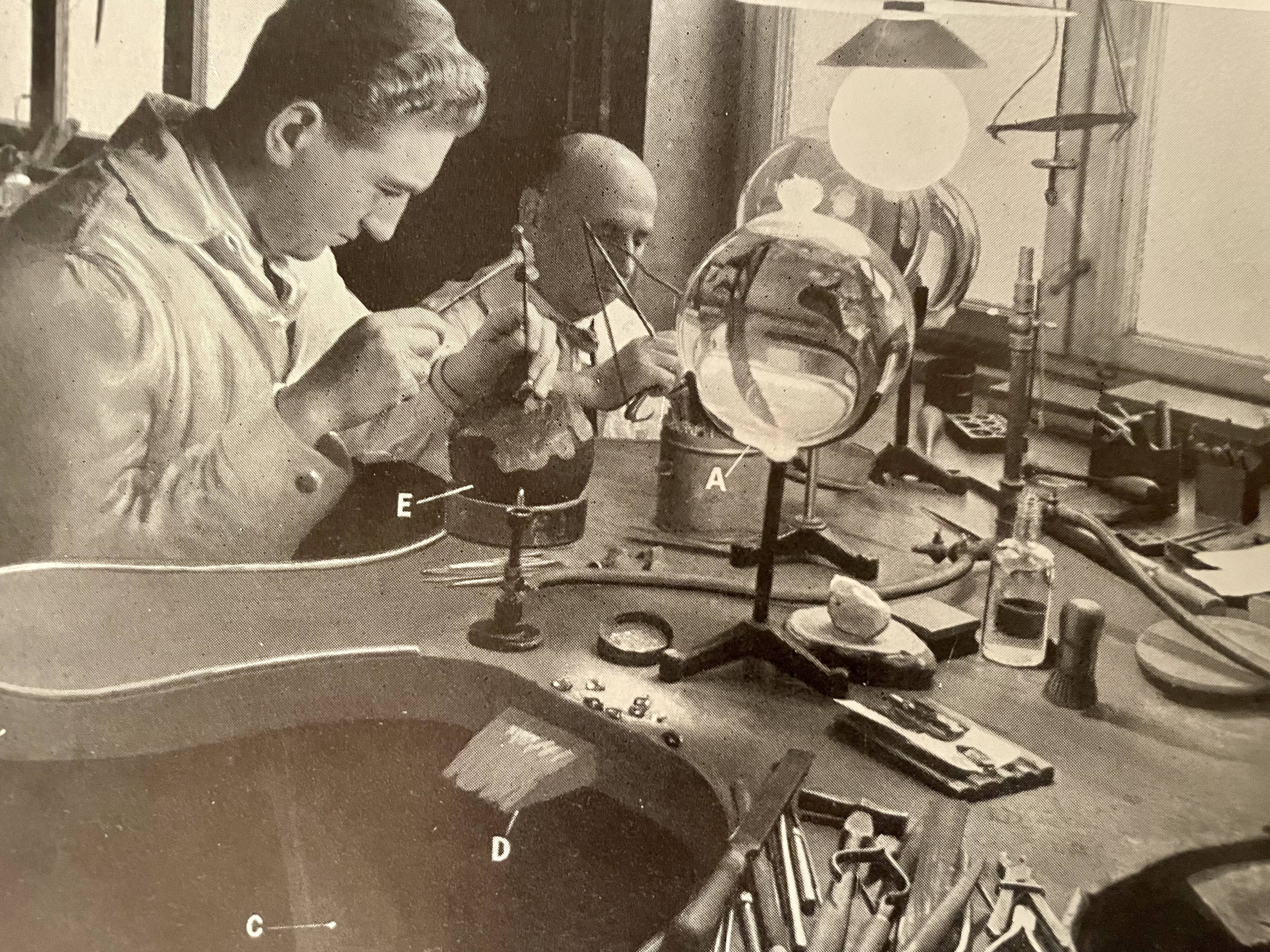 Photographic plate on jewelry and jewelry - 1940