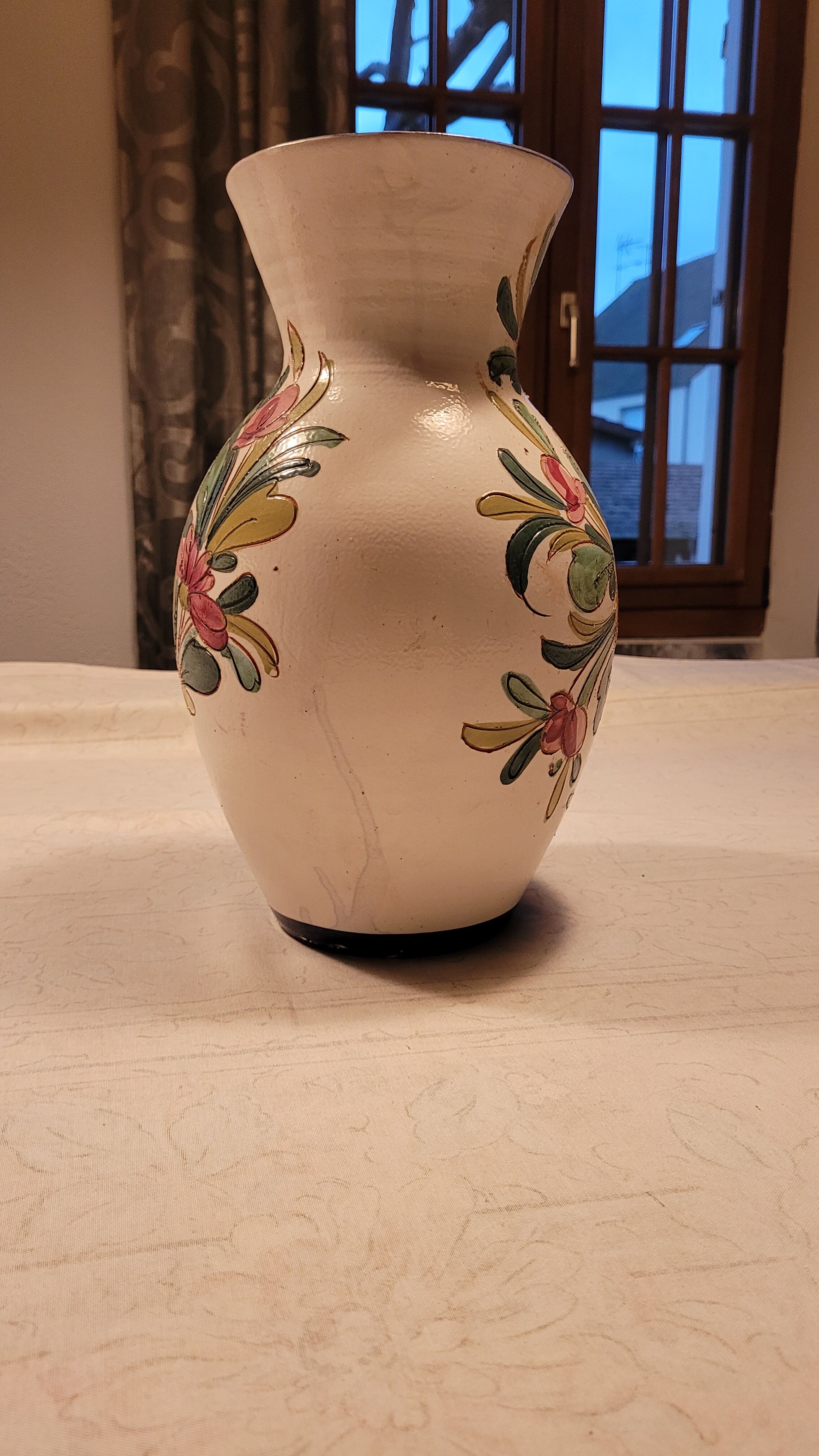 Flower vase