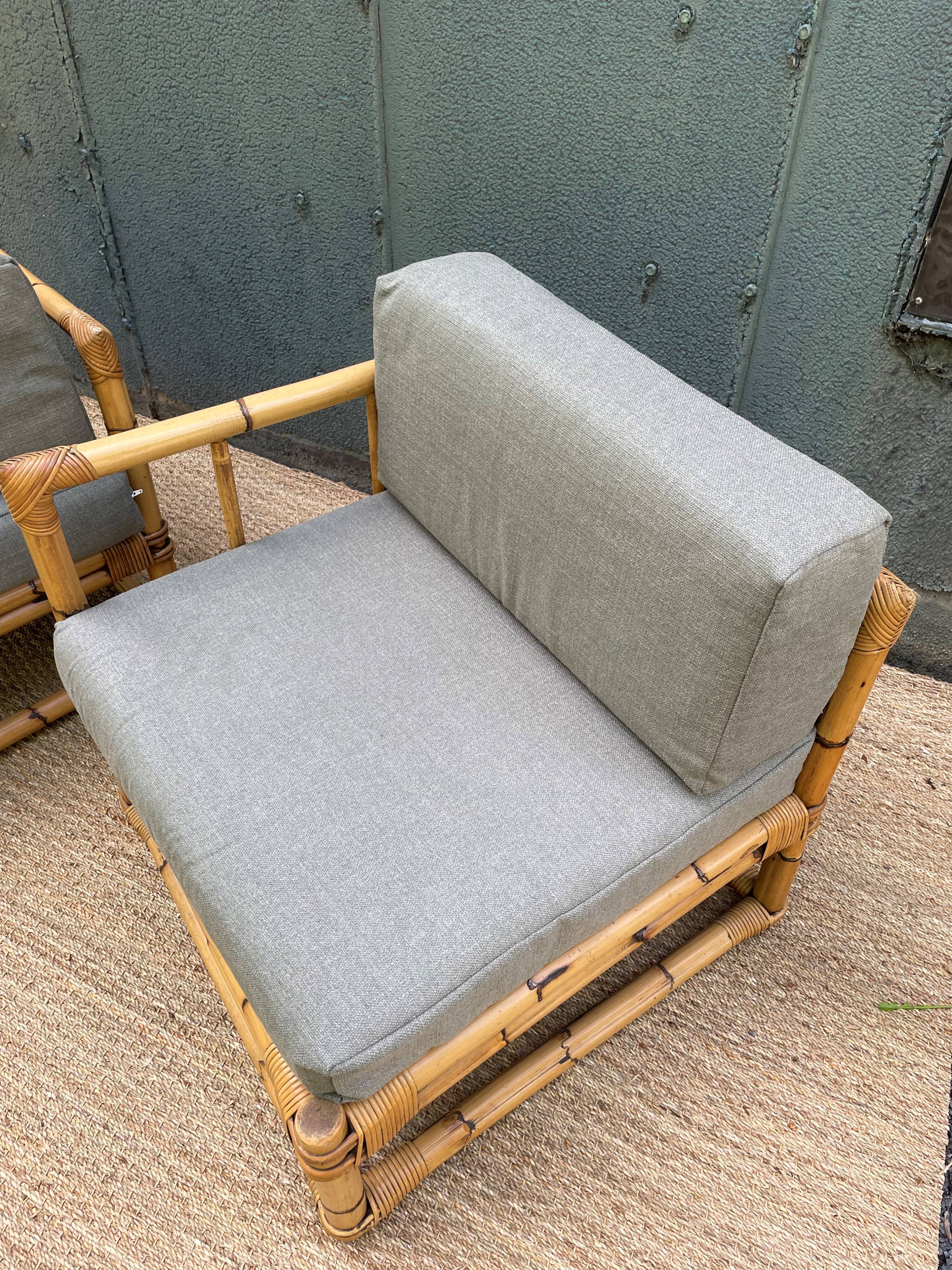 Paire de fauteuils en rotin vintage