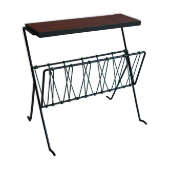 Magazine rack 60