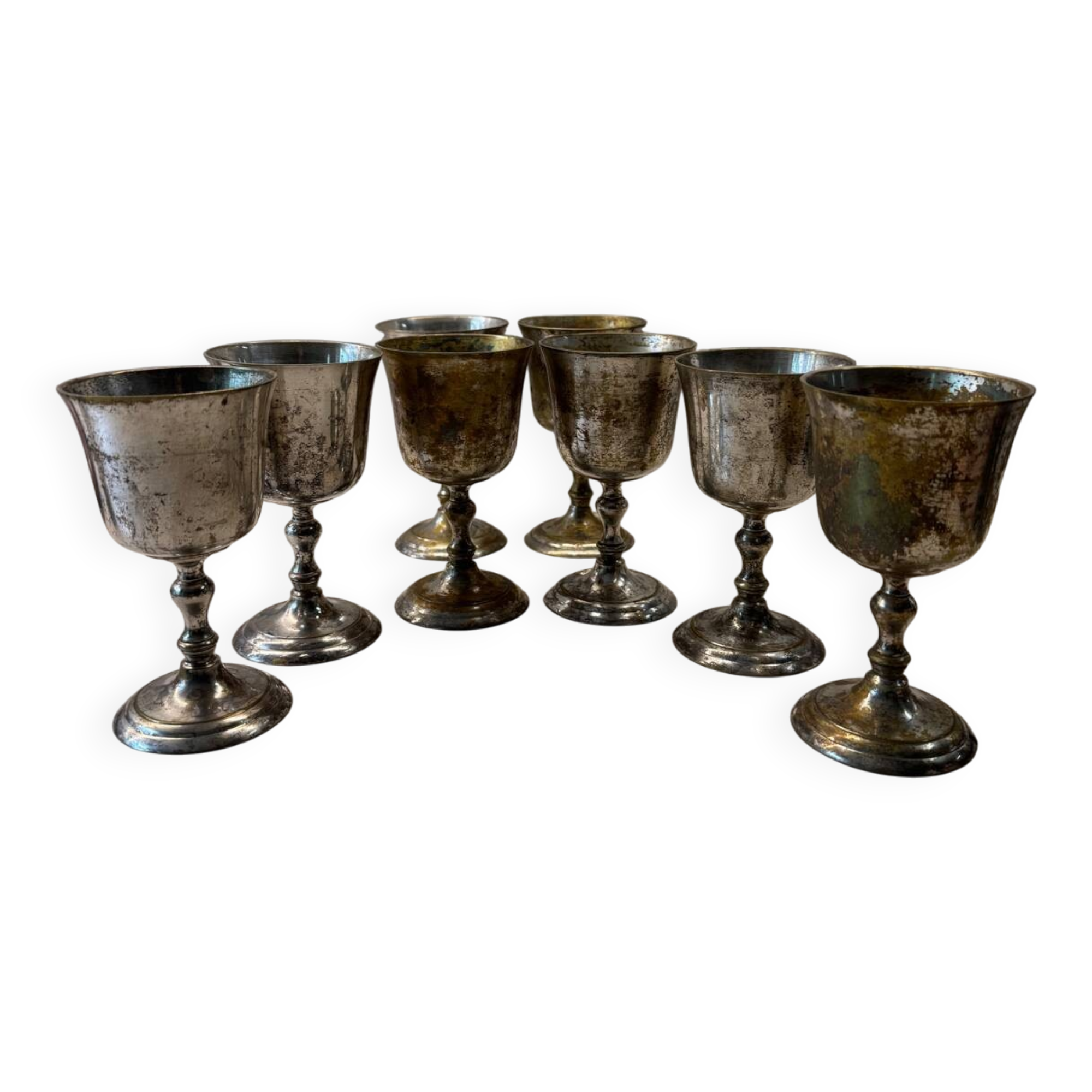 Goblet. Stemmed cup.