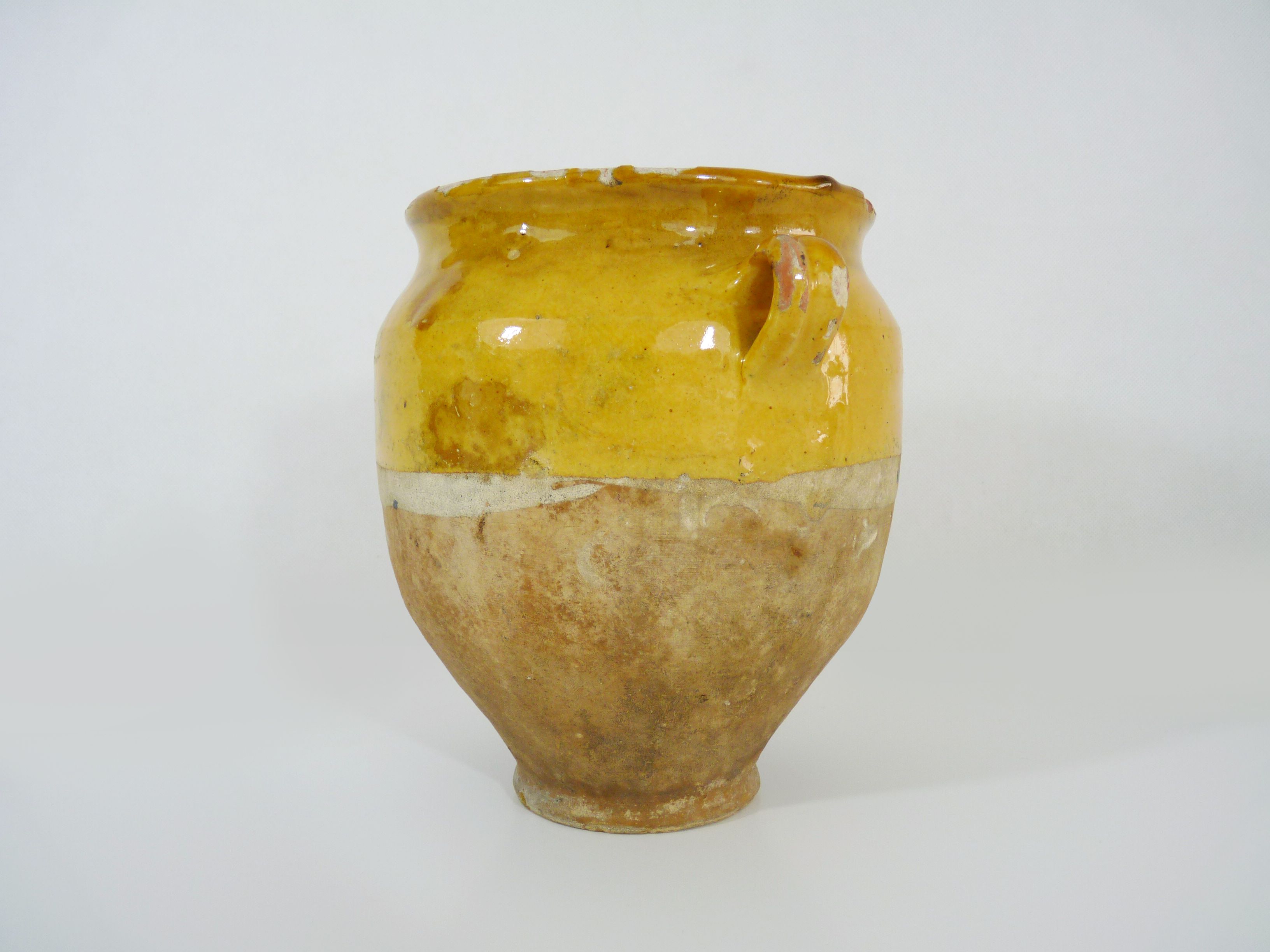 Glazed yellow confit pot, south west of France. Pyrenees XIXth