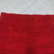 Tapis marocain rouge en laine 250cmx150cm