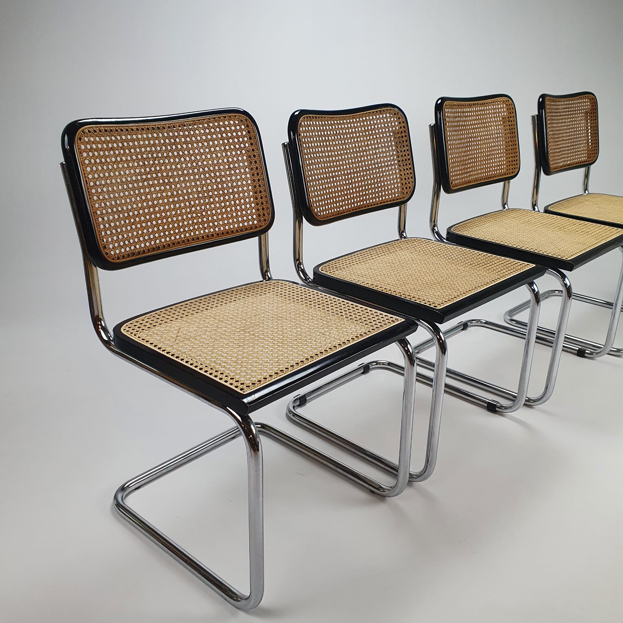 Set of 4 tubular frame and cane cantilever dining chairs Breuer Marcel italy, 1970s