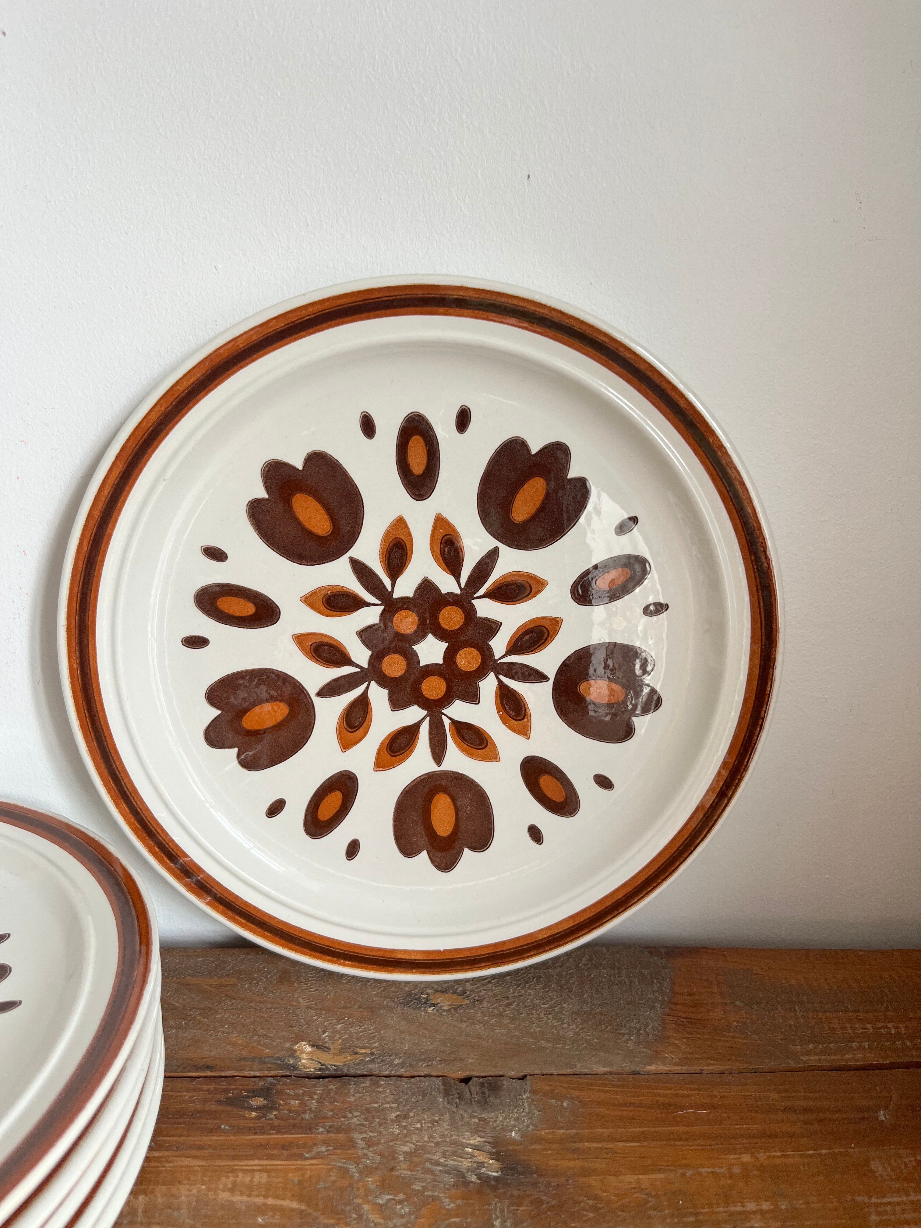 6 assiettes plates