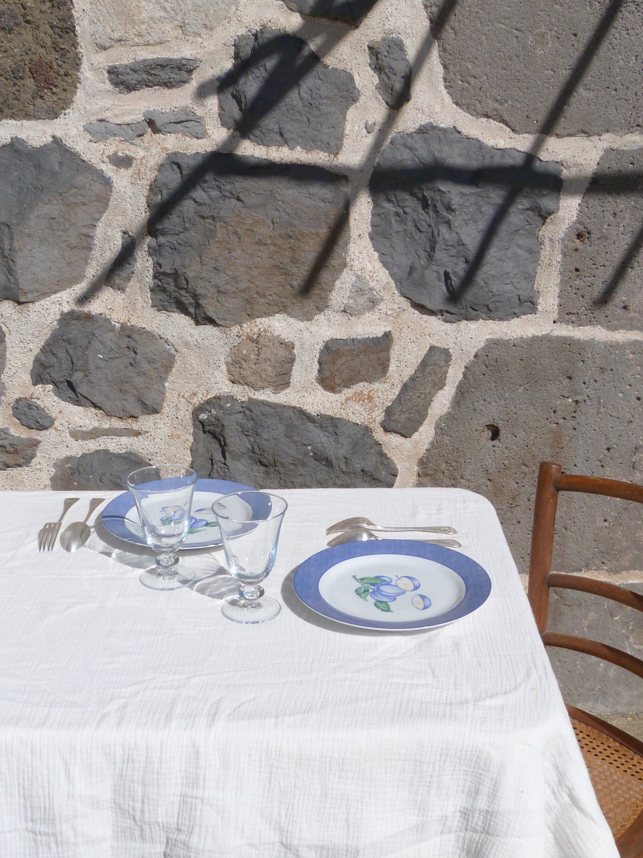 Set of 6 conical glasses with glass ball feet