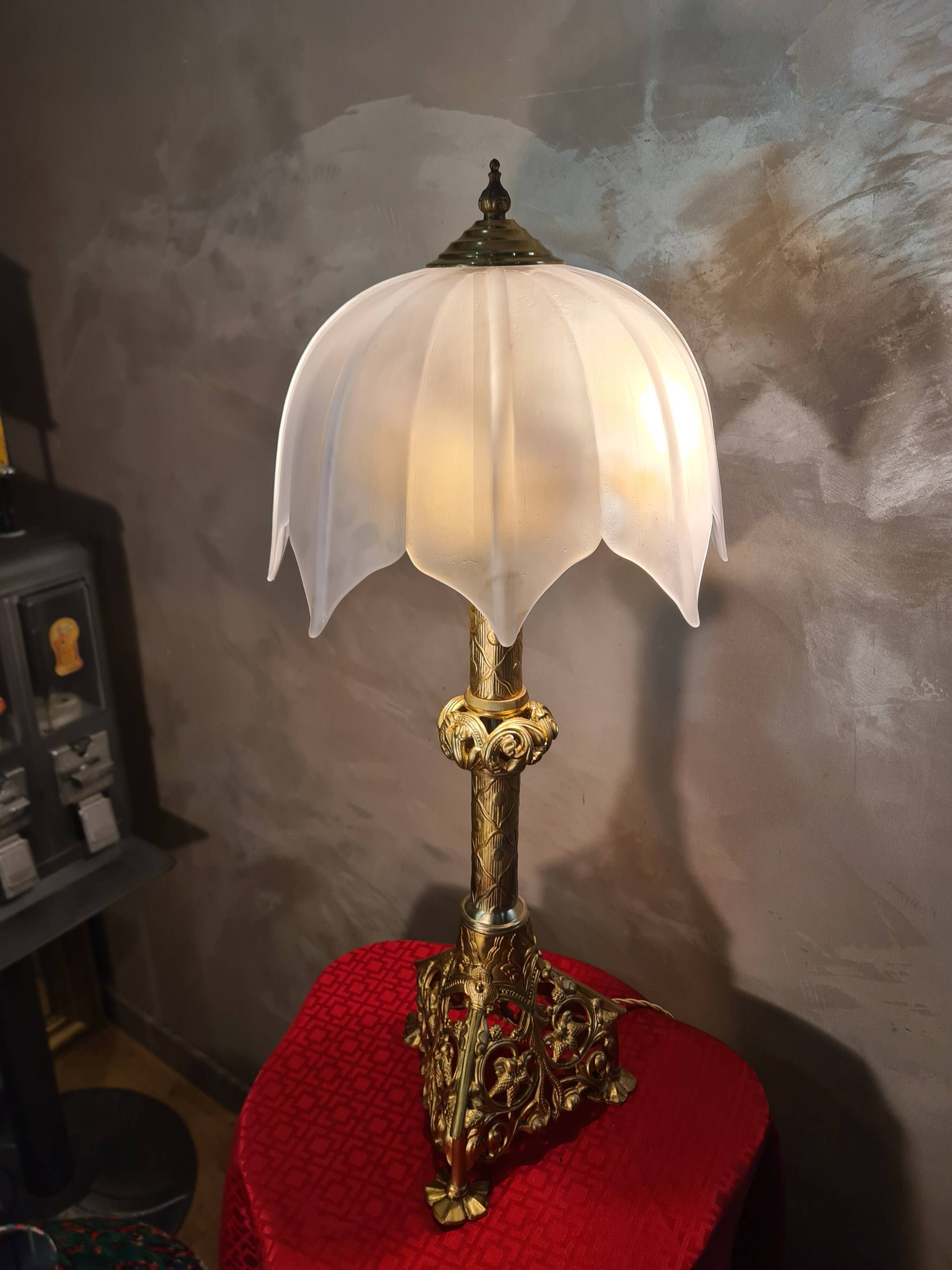 large bronze lamp 74x33 6kg 1850 to 1900 thick opaque glass shade, ele