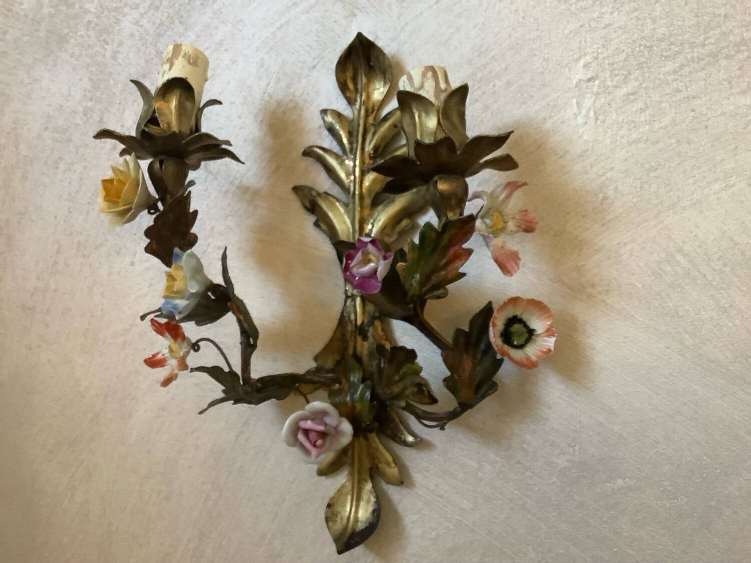 Antique Italian wall lamp