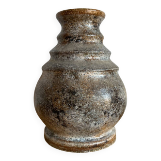 Ceramic vase circa 1974