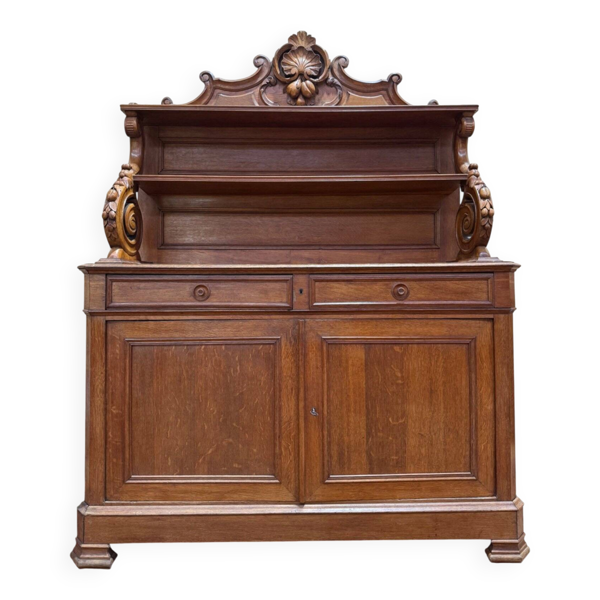 Buffet Louis Philippe "Saint-Hubert" en chêne