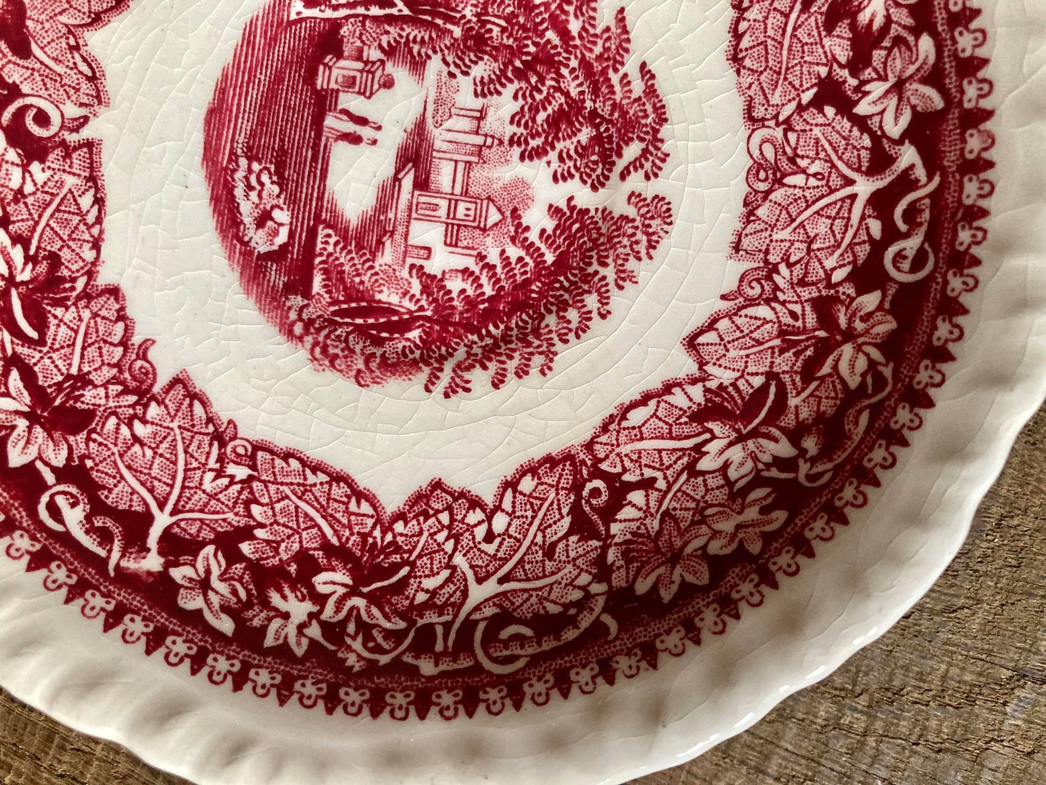 Mason's Iron Earth Saucer