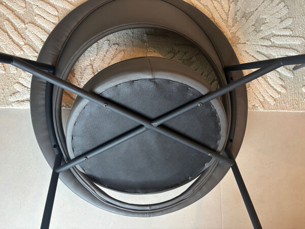 Fauteuil Sarurne 44 par Geneviève Dangles et Christian Defrance