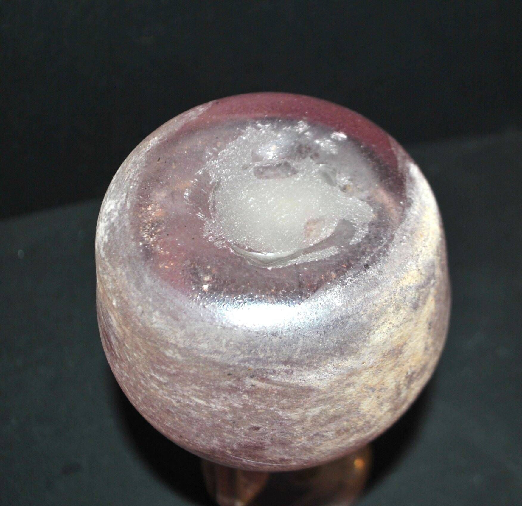 Antique amphora vase in iridescent pink blown glass – Murano, Italy, 20th century