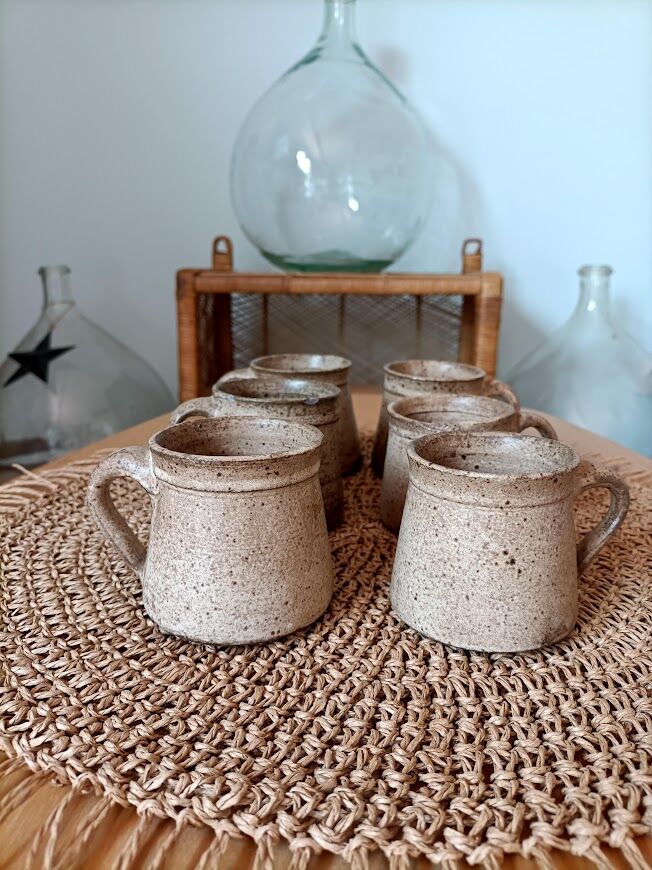 Set of 6 cups in gres