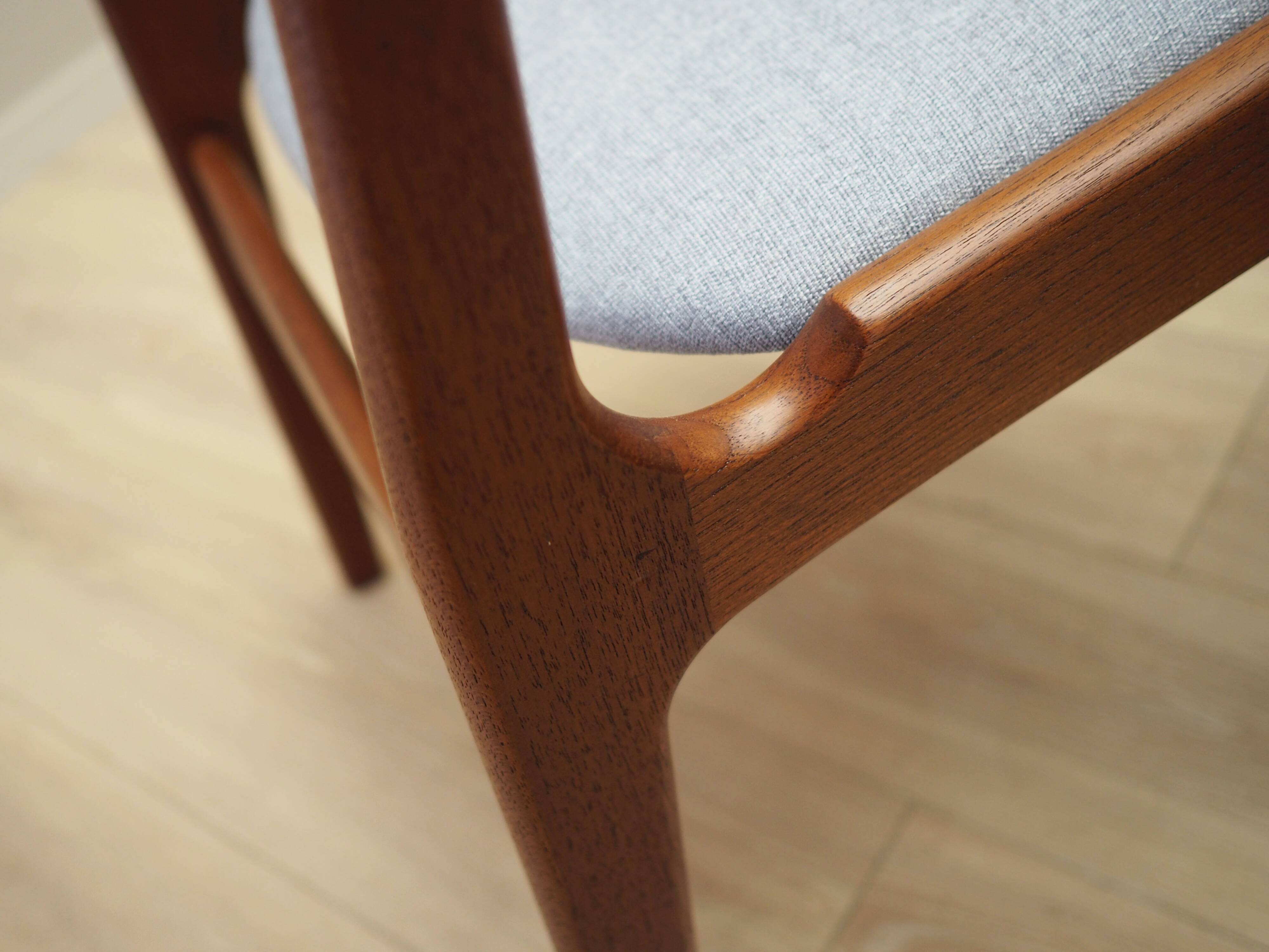 Ensemble de six chaises en teck, design danois, années 1970, fabrication : Nova