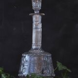 Carafe soufflée à la main et monogrammée F, France XIXe siècle