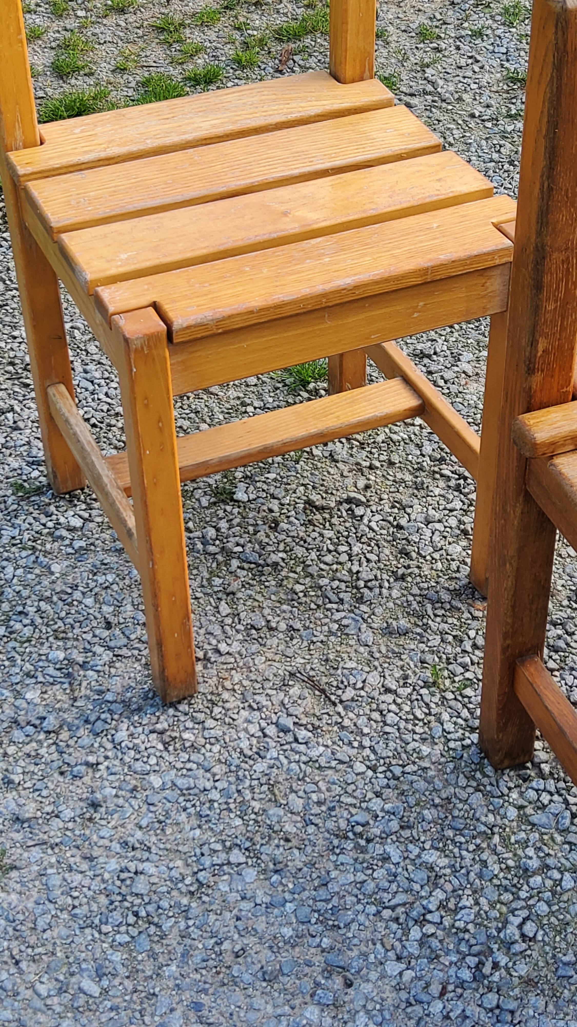 Set de 4 chaises des années 70 brutalistes en chêne