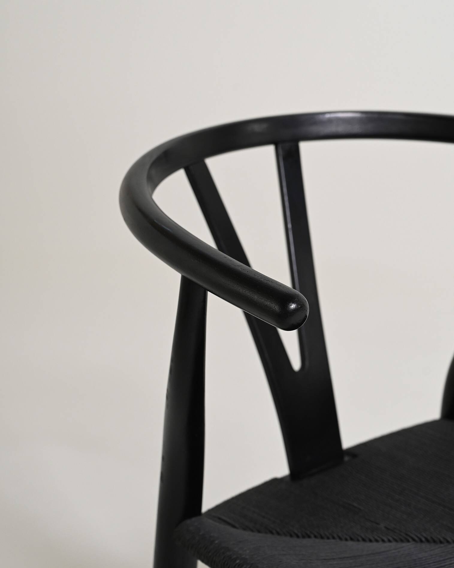 Set of 8 “Wishbone Chair” “CH24” chairs by Hans J. Wegner, 1990