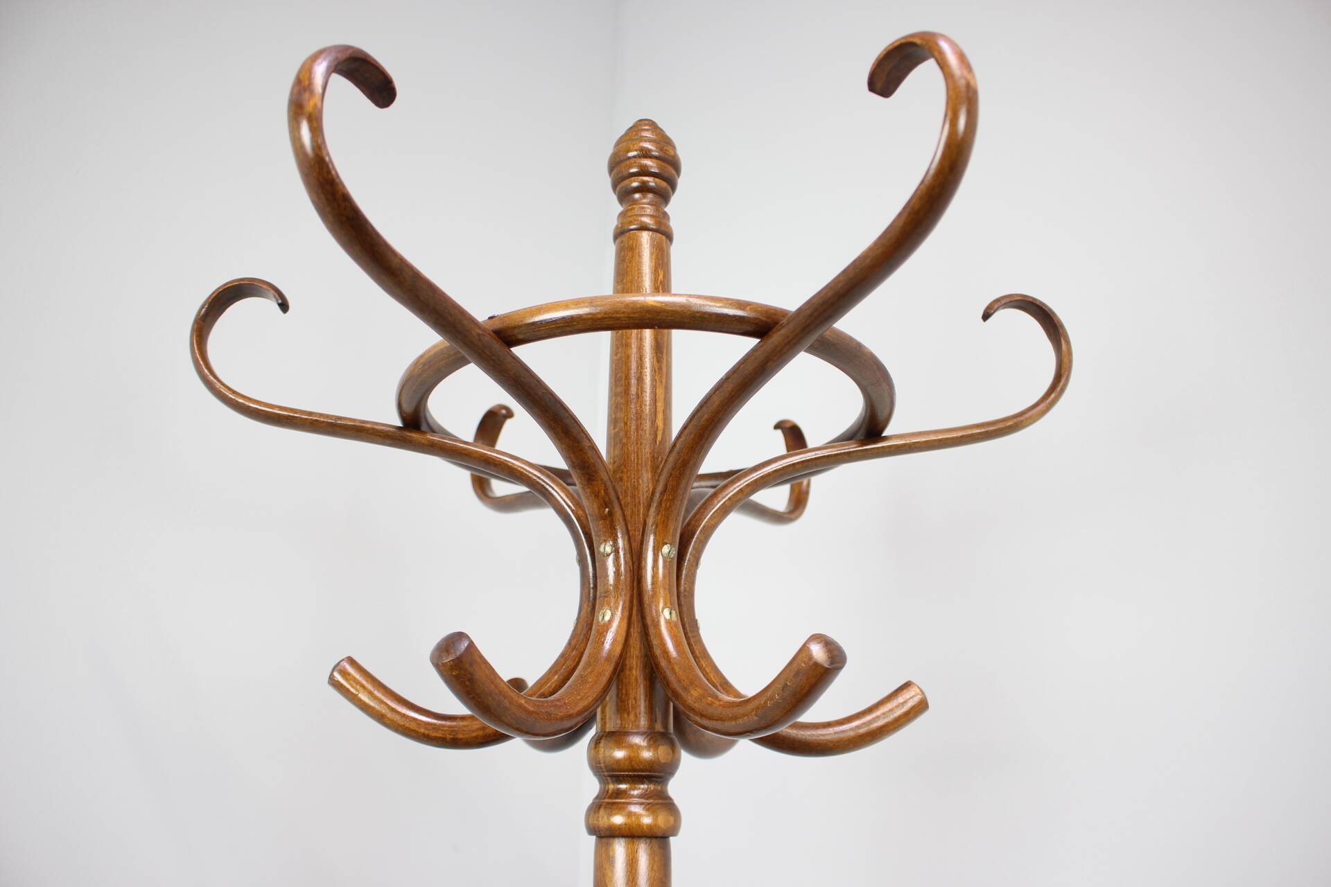 Vintage Curved Wooden Coat Stand VALET, Czechoslovakia, 1970s–1980s