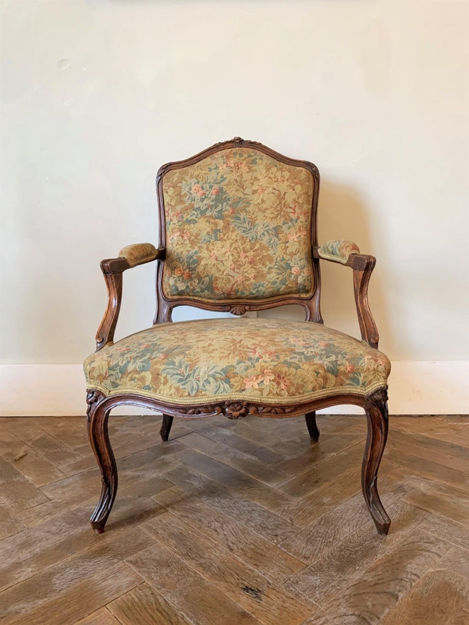 Armchair to the Queen, Louis XV style, circa 1750